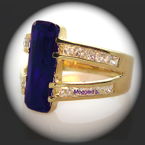 LR-63d - Ladies Created Sapphire Ring