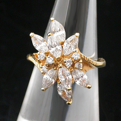 LR-27 2.09ctw Created Diamond Flower Cluster Ring